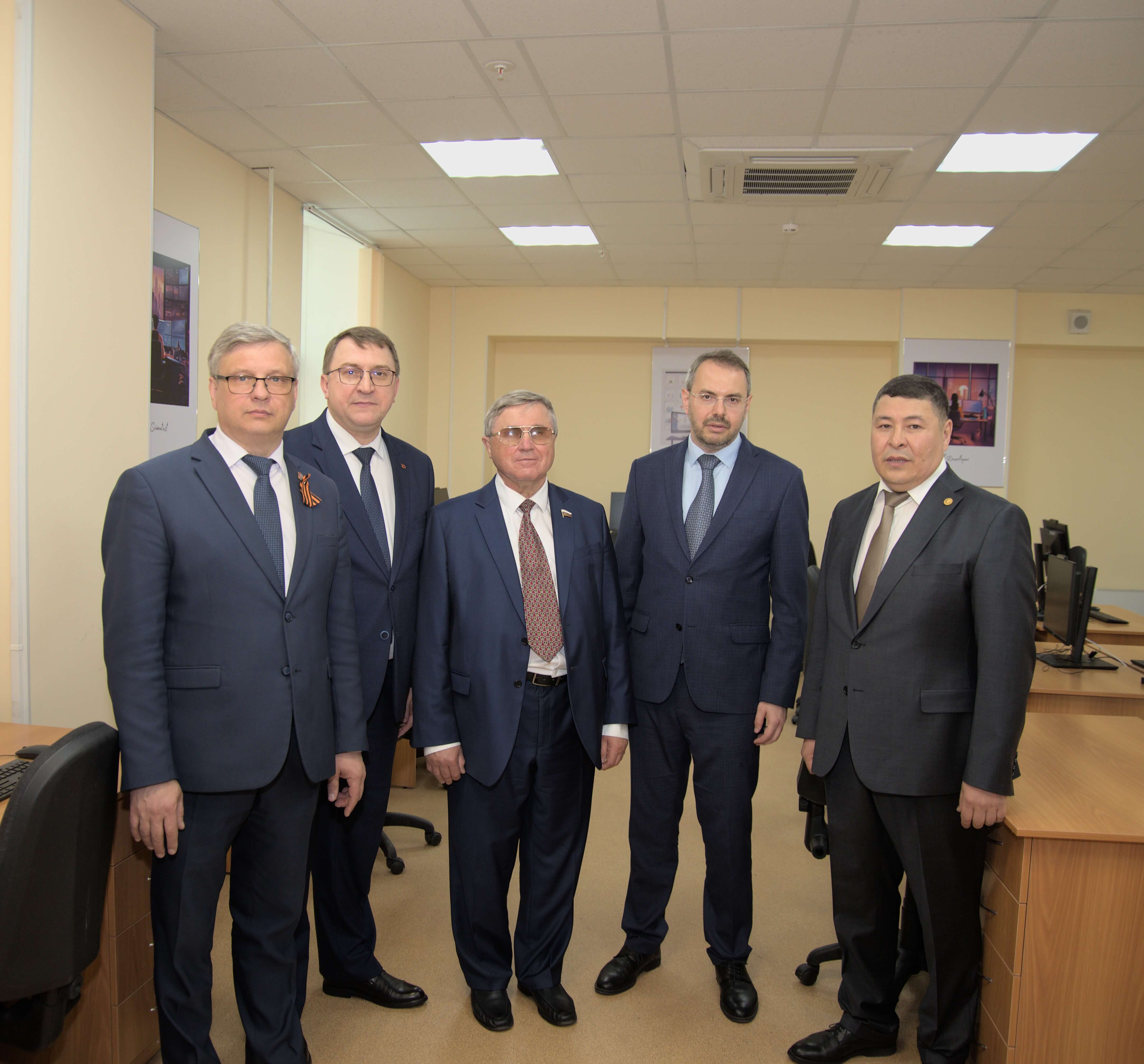 Замглавы Минобрнауки РФ оценил работу филиала КазНУ в Омске